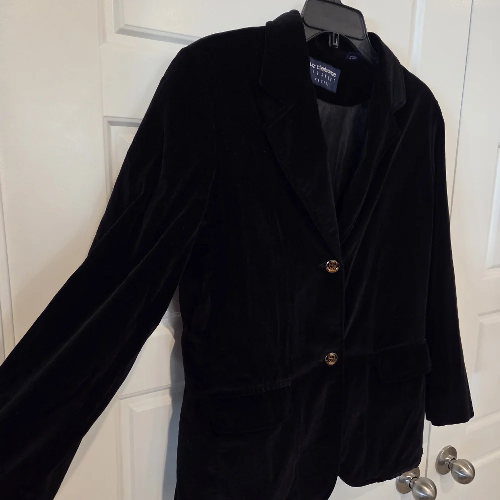 LIZ CLAIBORNE WOMEN'S BLACK VELVET TWO BUTTON BLAZER SIZE SMALL